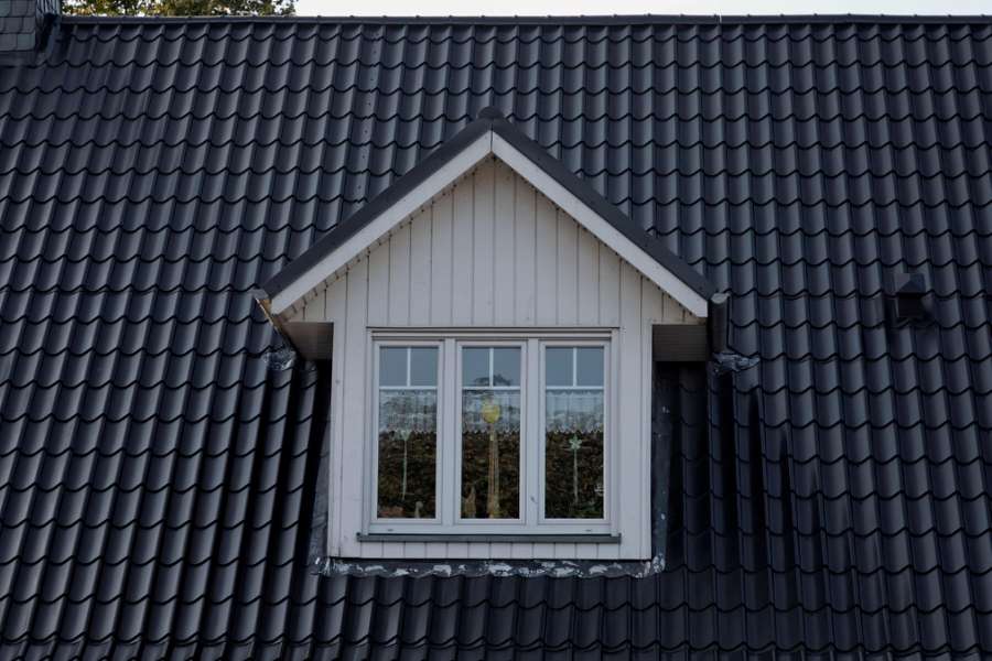 Ein Dach mit vielen Details, Basbecker Str. 17, 21769 Lamstedt